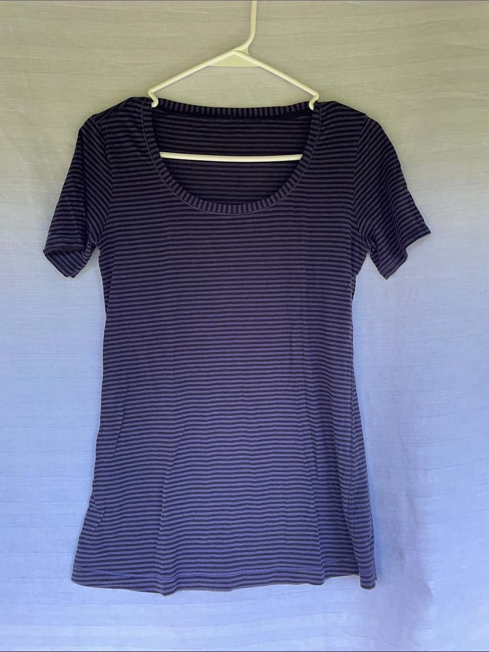 Lululemon Short Sleeve Scoop Neck Striped Tee - cadet blue